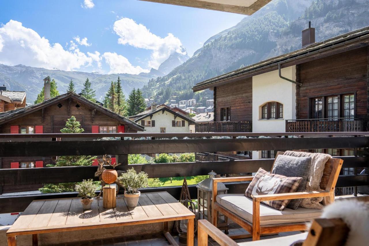 Stylish Home With Matterhorn View In The Center Zermatt Eksteriør billede